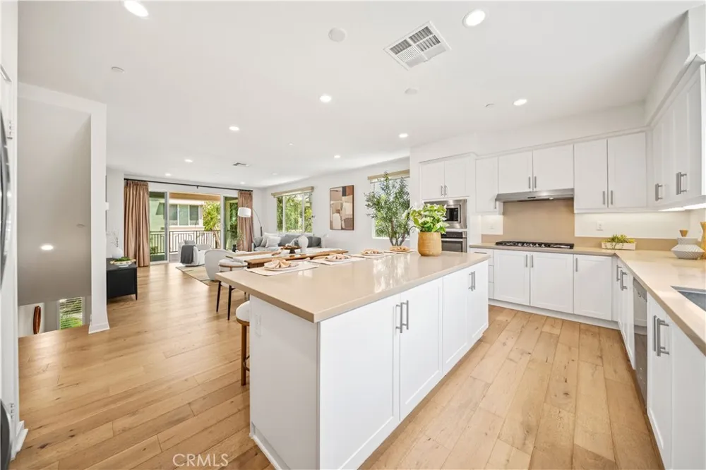 168 Terrapin Irvine, CA 92618