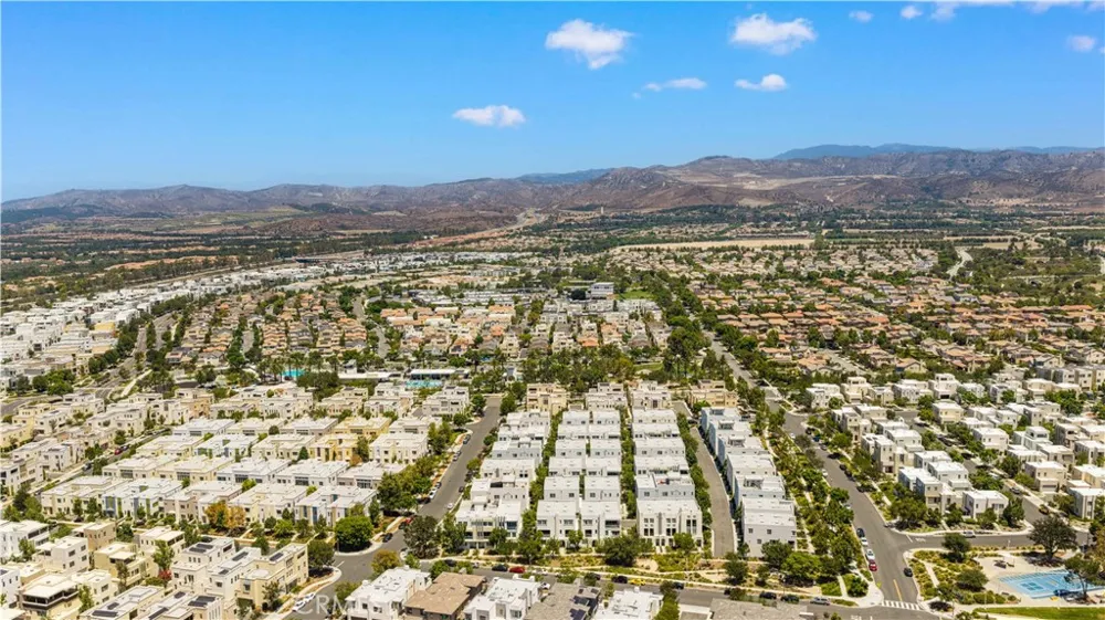 168 Terrapin Irvine, CA 92618