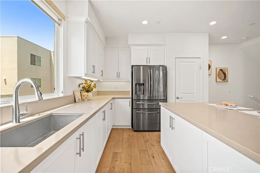 168 Terrapin Irvine, CA 92618