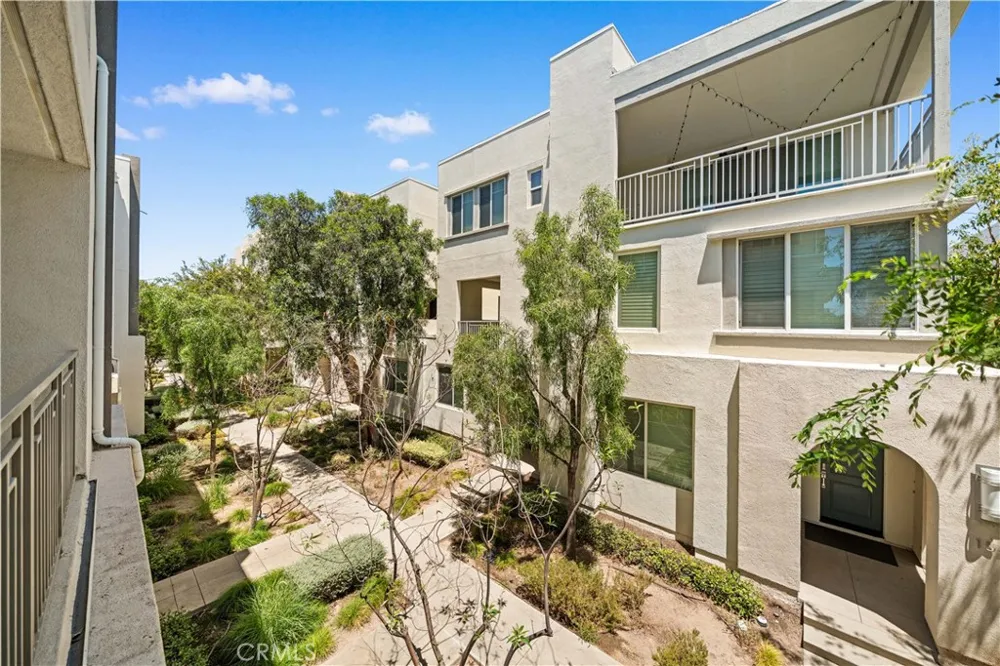 168 Terrapin Irvine, CA 92618