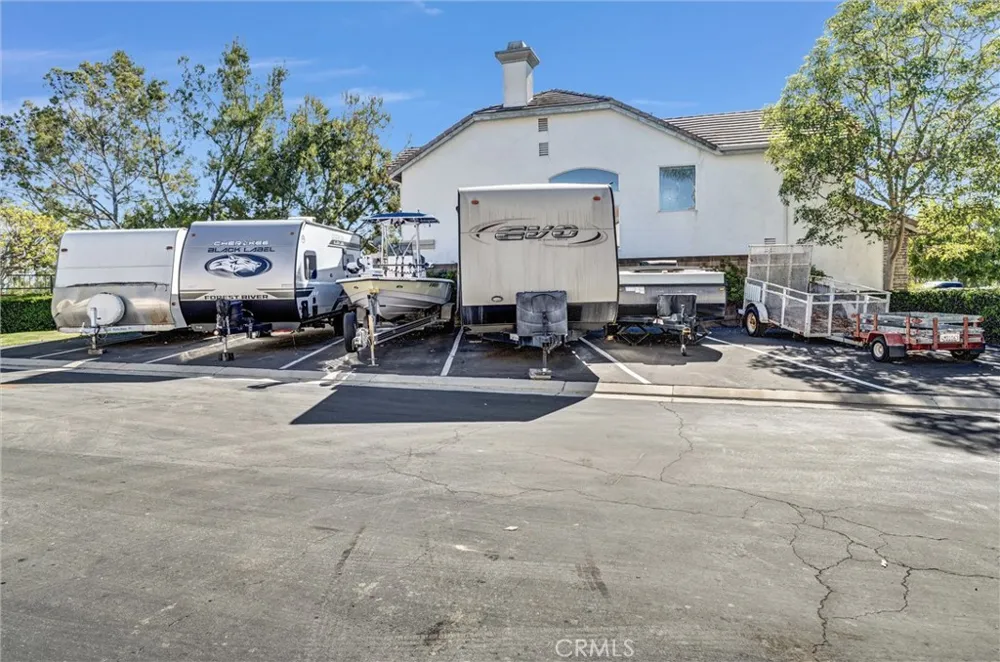 1172 Davis Placentia, CA 92870