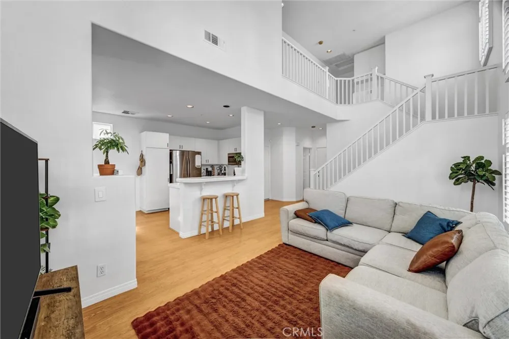 1172 Davis Placentia, CA 92870