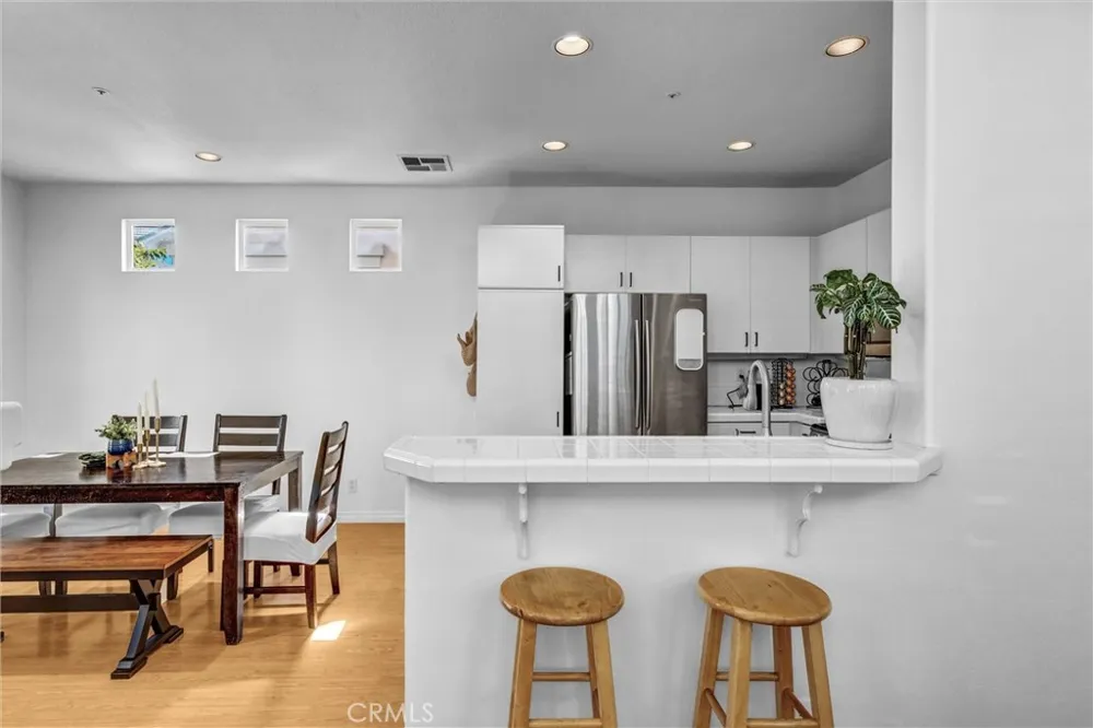 1172 Davis Placentia, CA 92870