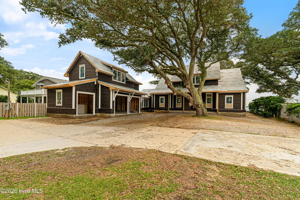 5005 Holly Lane Morehead City, NC 28557