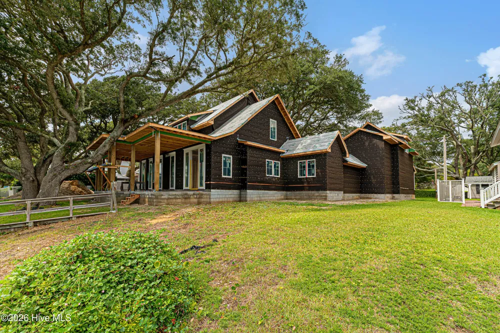 5005 Holly Lane Morehead City, NC 28557