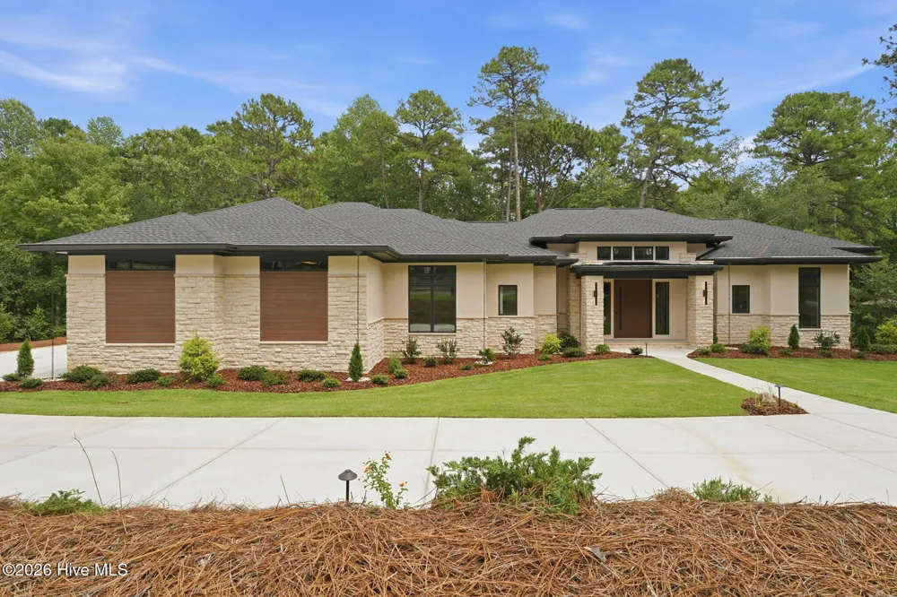 35 Woodenbridge Lane Pinehurst, NC 28374