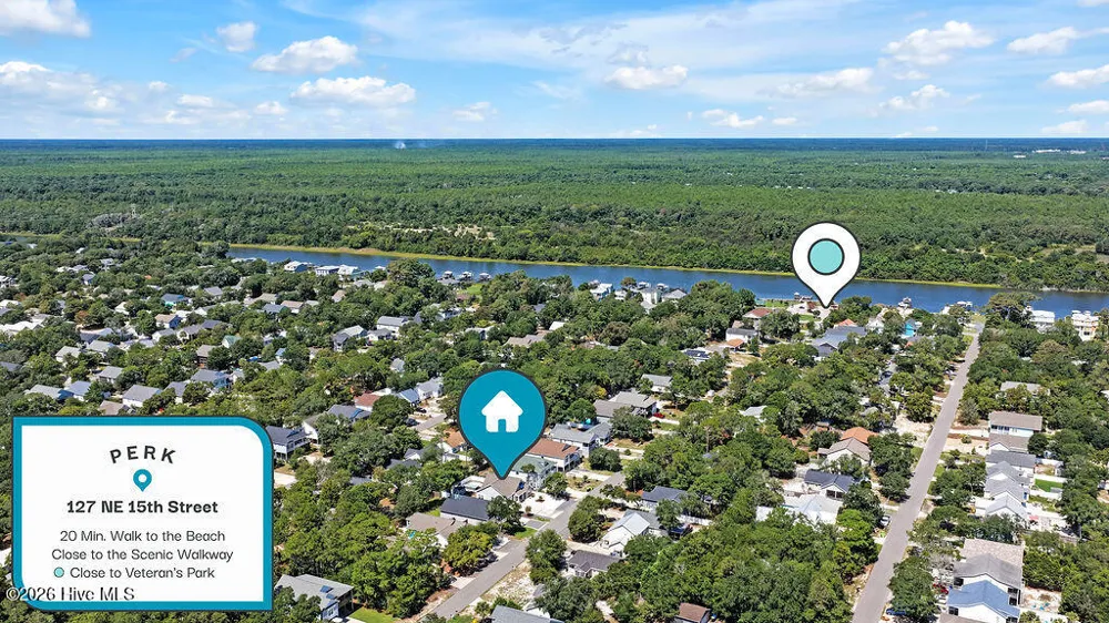 127 NE 15th St Oak Island, NC 28465