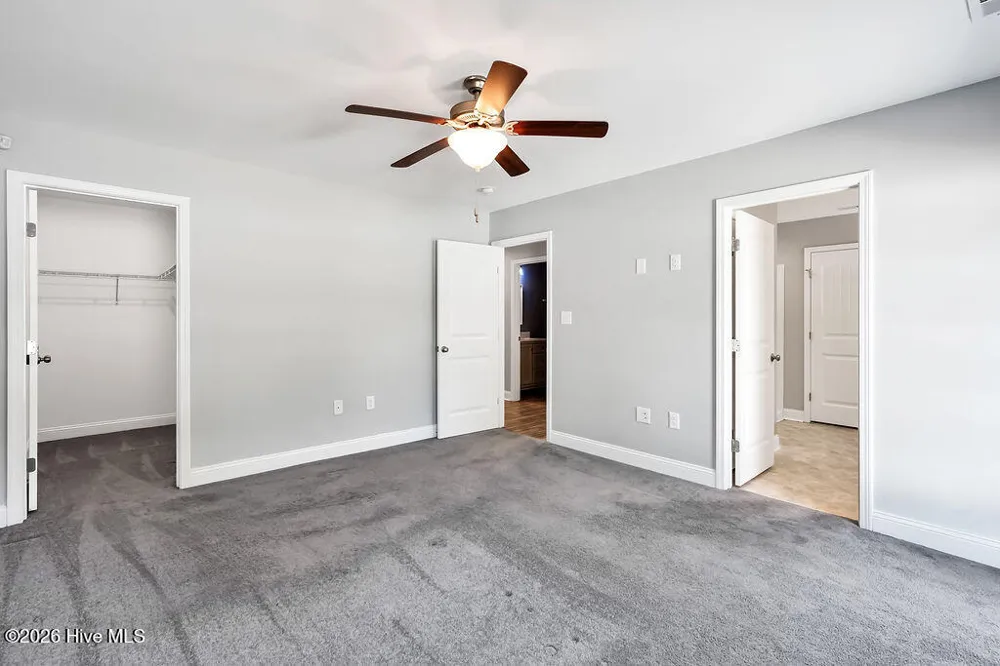 127 NE 15th St Oak Island, NC 28465