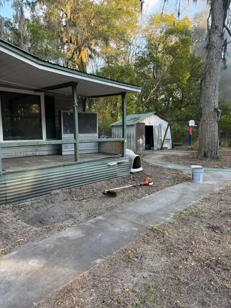 2212 NE Washington ST Other City - In The State Of Florida, FL 32055