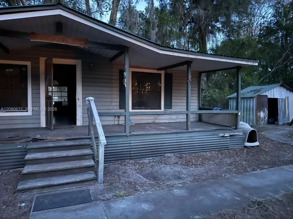 2212 NE Washington ST Other City - In The State Of Florida, FL 32055