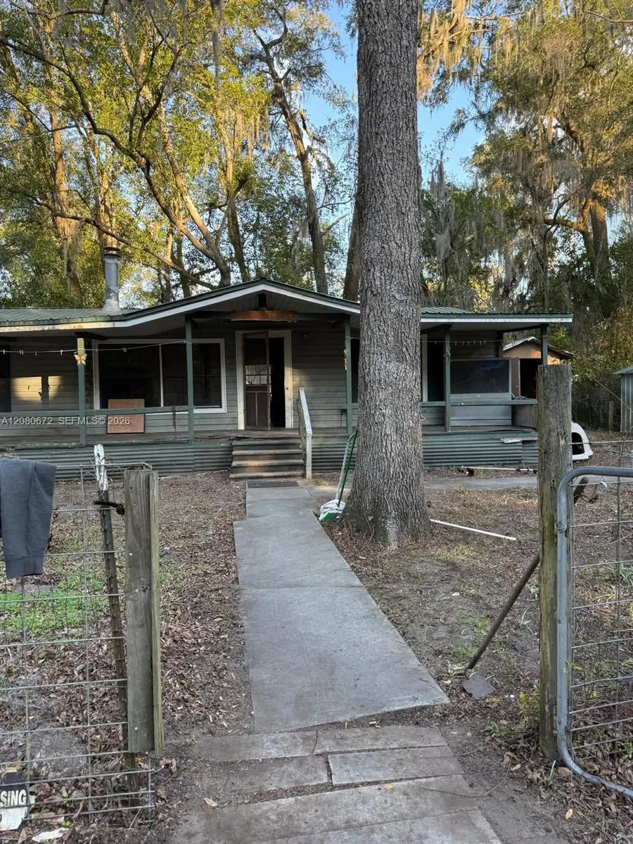 2212 NE Washington ST Other City - In The State Of Florida, FL 32055