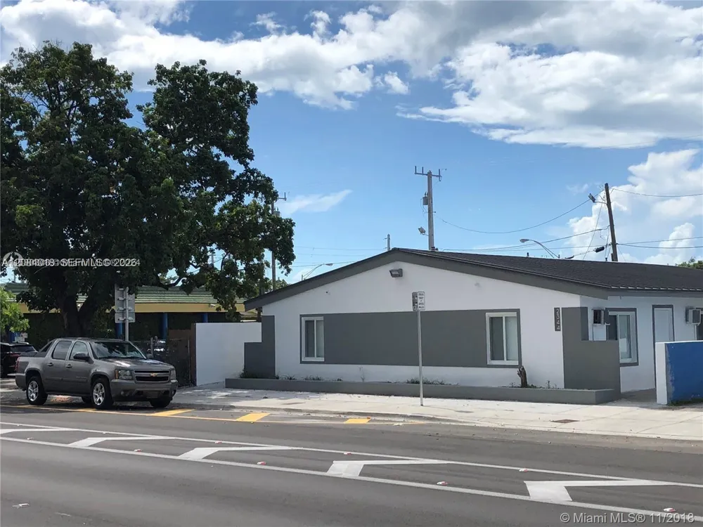 2344 W Flagler St #1 Miami, FL 33135