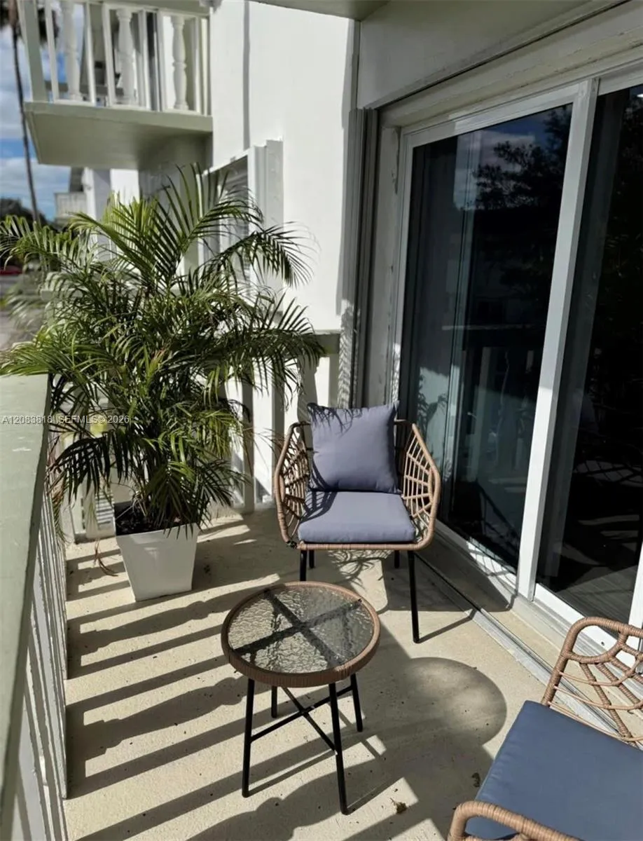15201 NE 6th Ave #C210 Miami, FL 33162