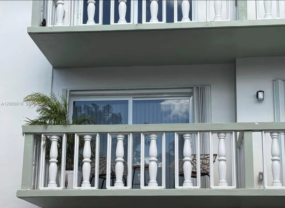 15201 NE 6th Ave #C210 Miami, FL 33162