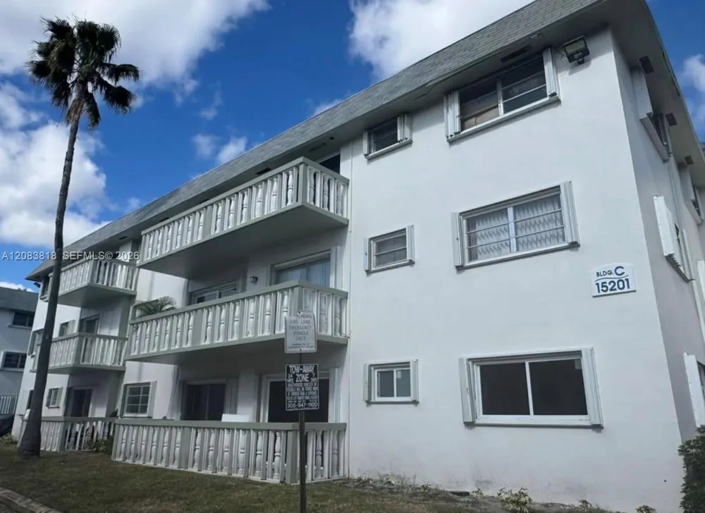 15201 NE 6th Ave #C210 Miami, FL 33162