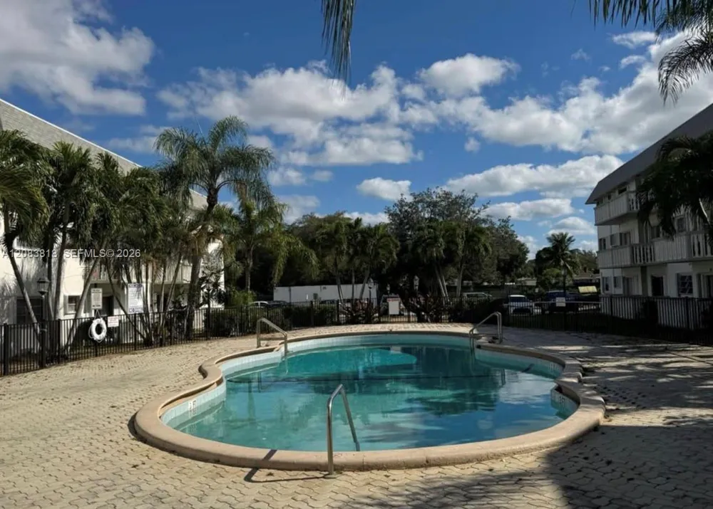 15201 NE 6th Ave #C210 Miami, FL 33162