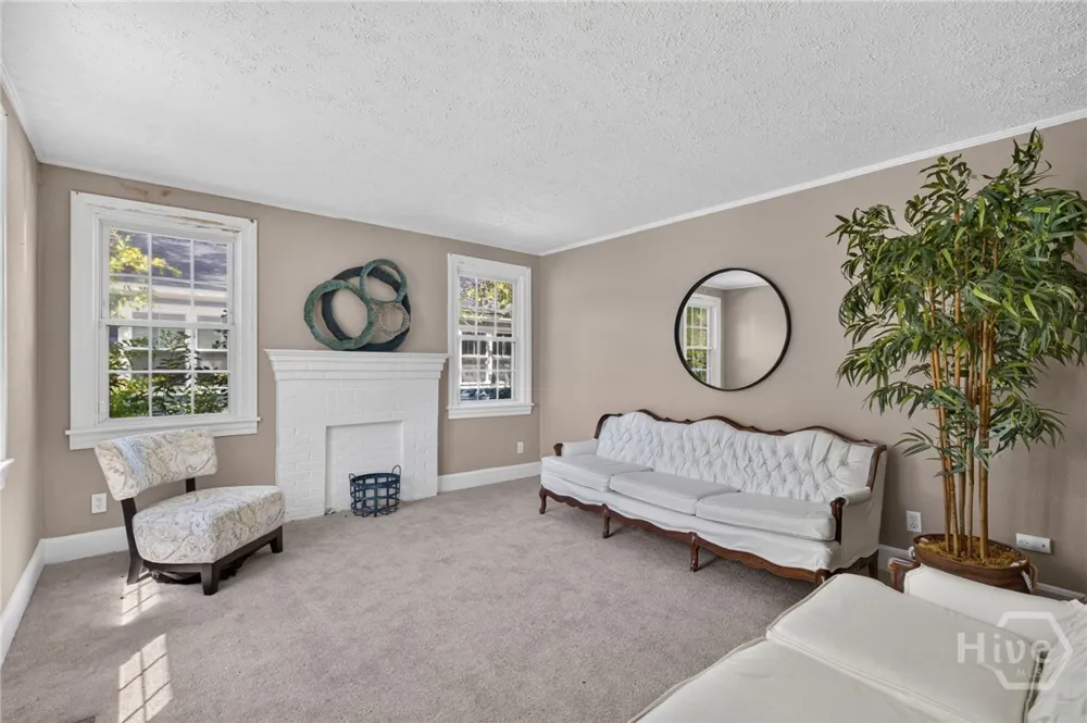 412 Lawton Avenue Savannah, GA 31404