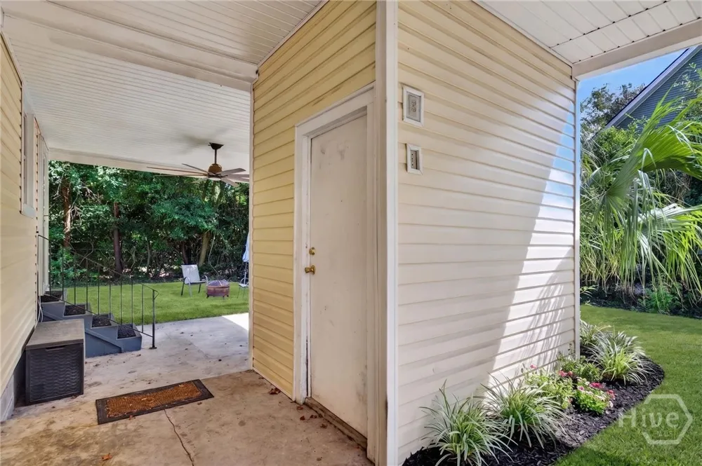 412 Lawton Avenue Savannah, GA 31404