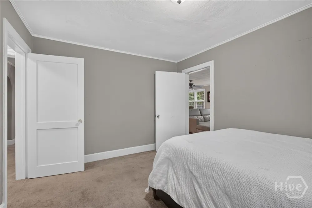 412 Lawton Avenue Savannah, GA 31404