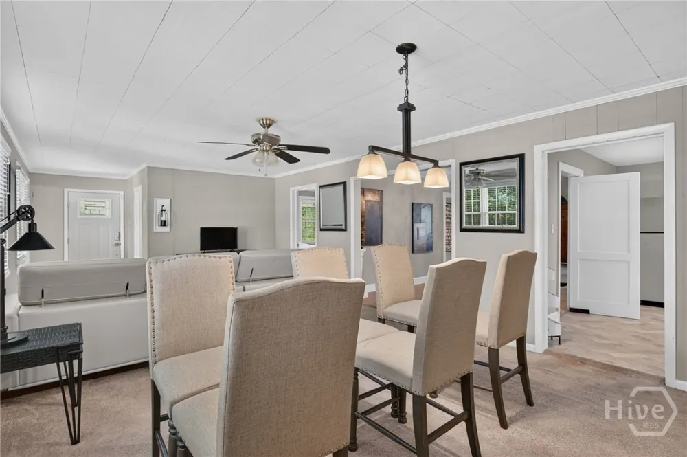412 Lawton Avenue Savannah, GA 31404