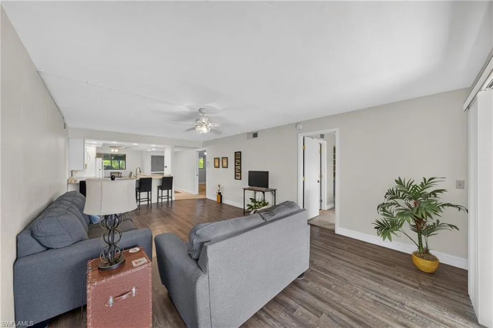 4719 SE 17th Place #103 Cape Coral, FL 33904