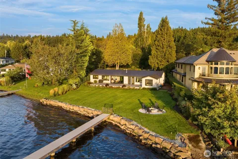 247 E Lake Sammamish Parkway SE