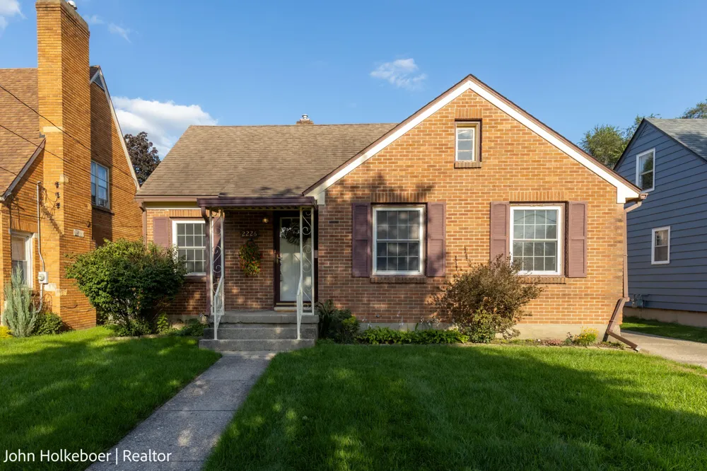 2226 College Avenue SE Grand Rapids City, MI 49507