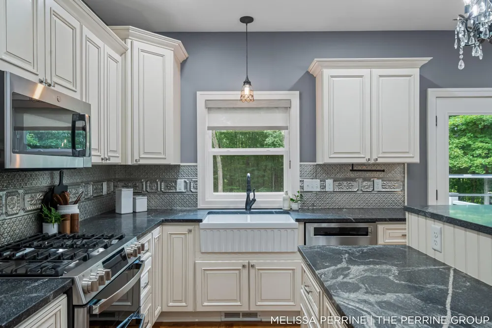 12125 Cherry Creek Ridge NE Vergennes Township, MI 49331