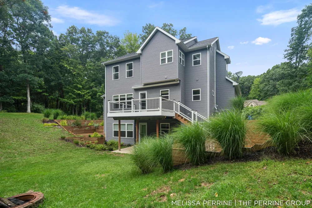 12125 Cherry Creek Ridge NE Vergennes Township, MI 49331
