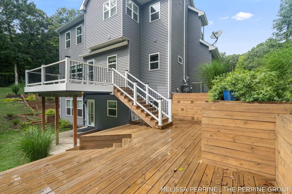 12125 Cherry Creek Ridge NE Vergennes Township, MI 49331