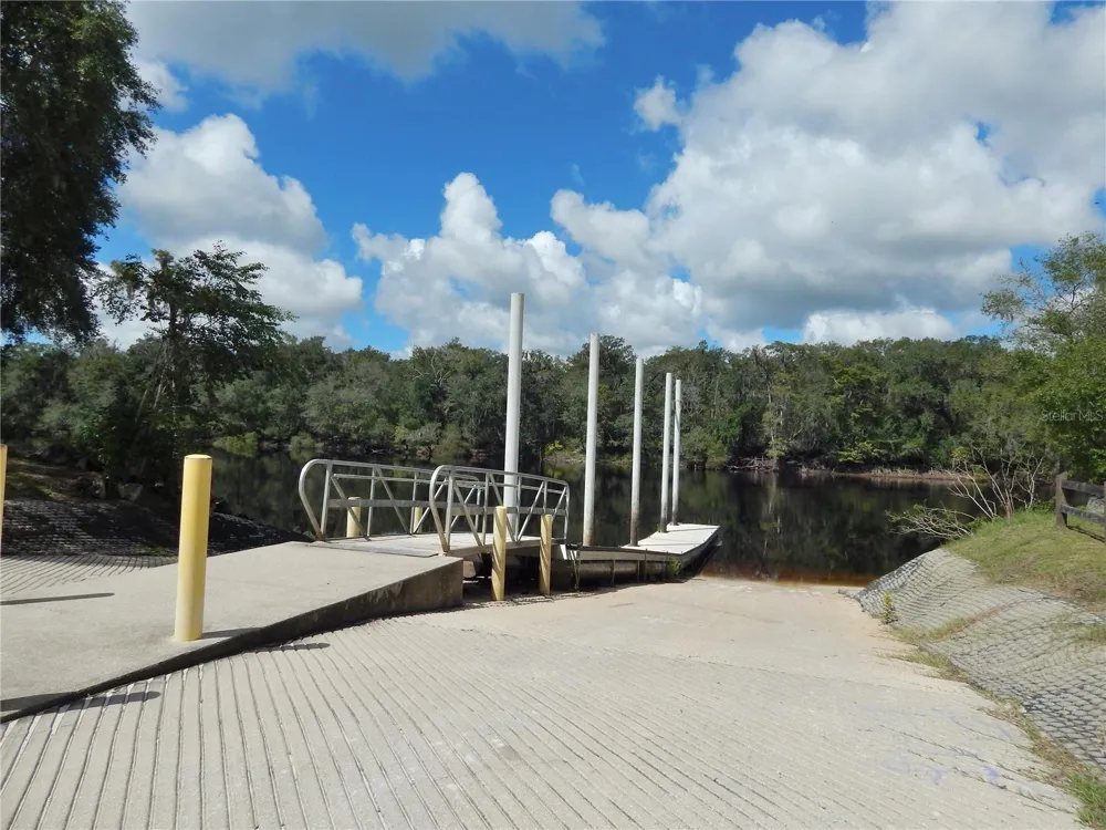 1252 NW 78TH AVENUE Bell, FL 32619