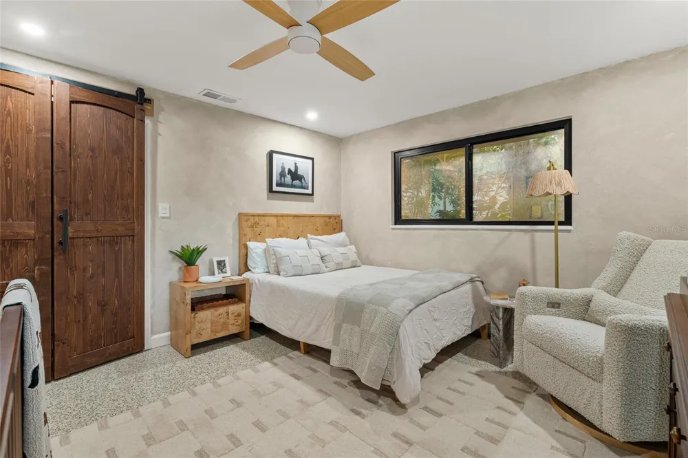 2410 VALENCIA DRIVE Sarasota, FL 34239