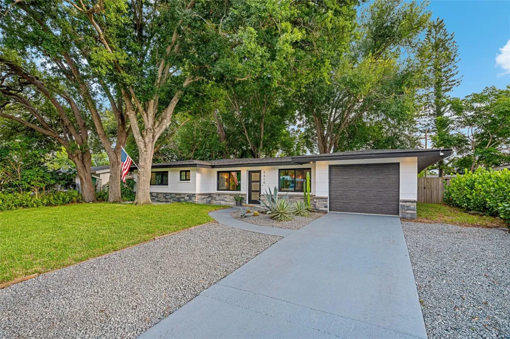 2410 VALENCIA DRIVE Sarasota, FL 34239