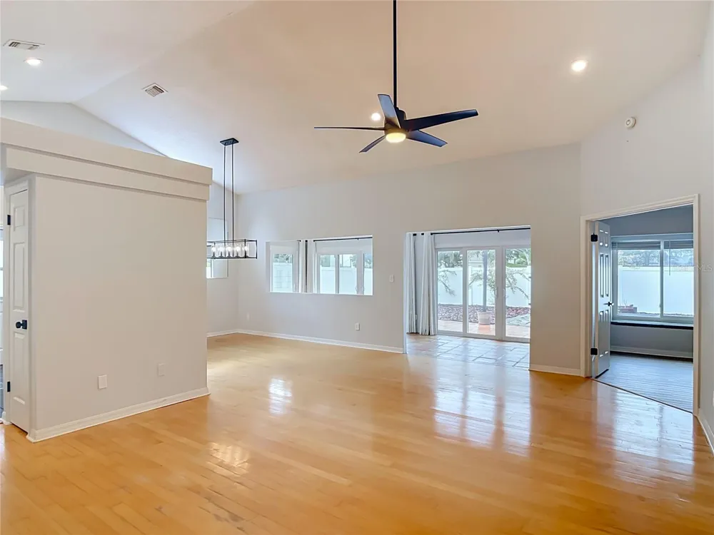 744 BARRINGTON CIRCLE Winter Springs, FL 32708