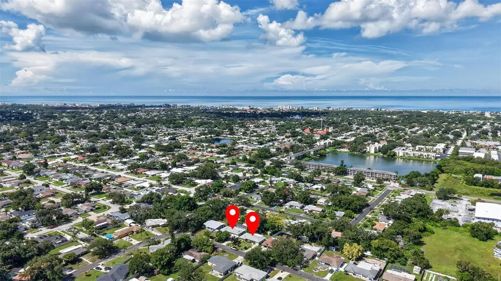 11598 OVAL DRIVE W Largo, FL 33774