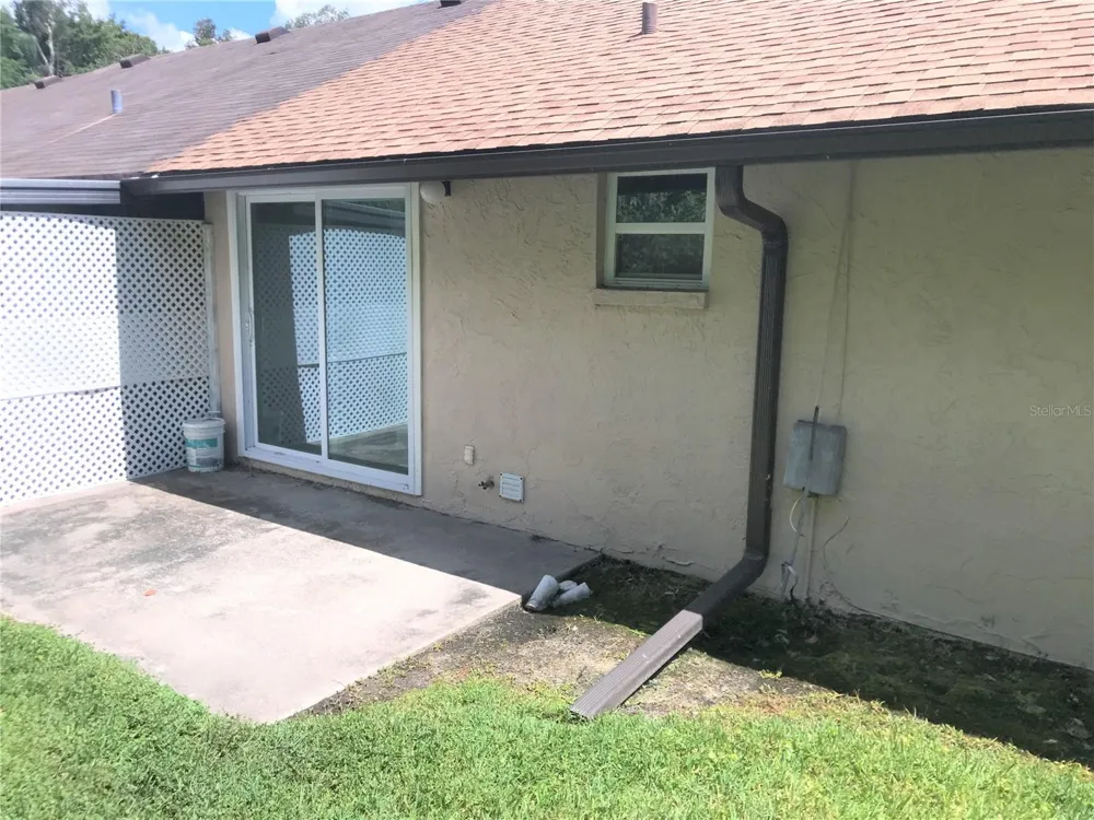 1323 54TH AVENUE E #16E Bradenton, FL 34203