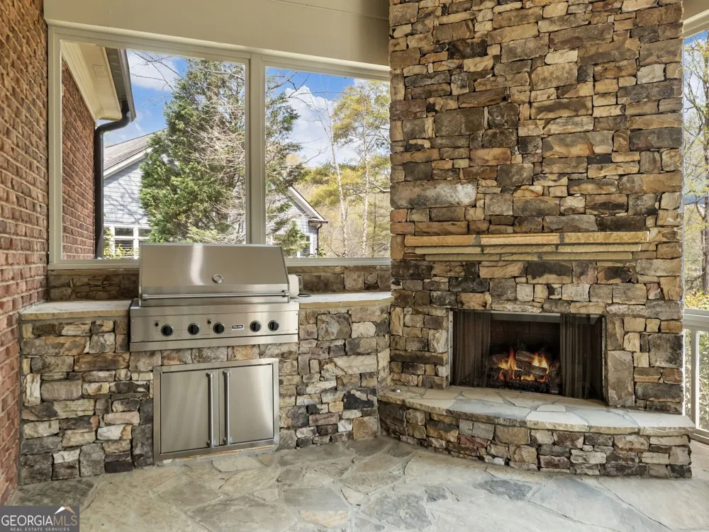 2279 Weeping Oak DR Braselton, GA 30517
