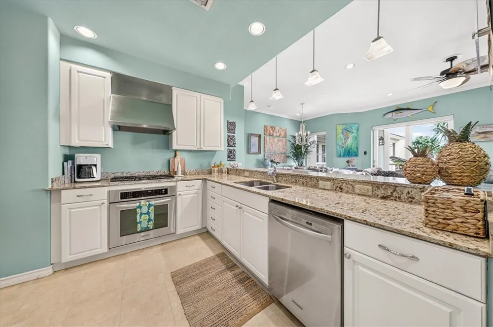 224 W Cotter Avenue #206 Port Aransas, TX 78373