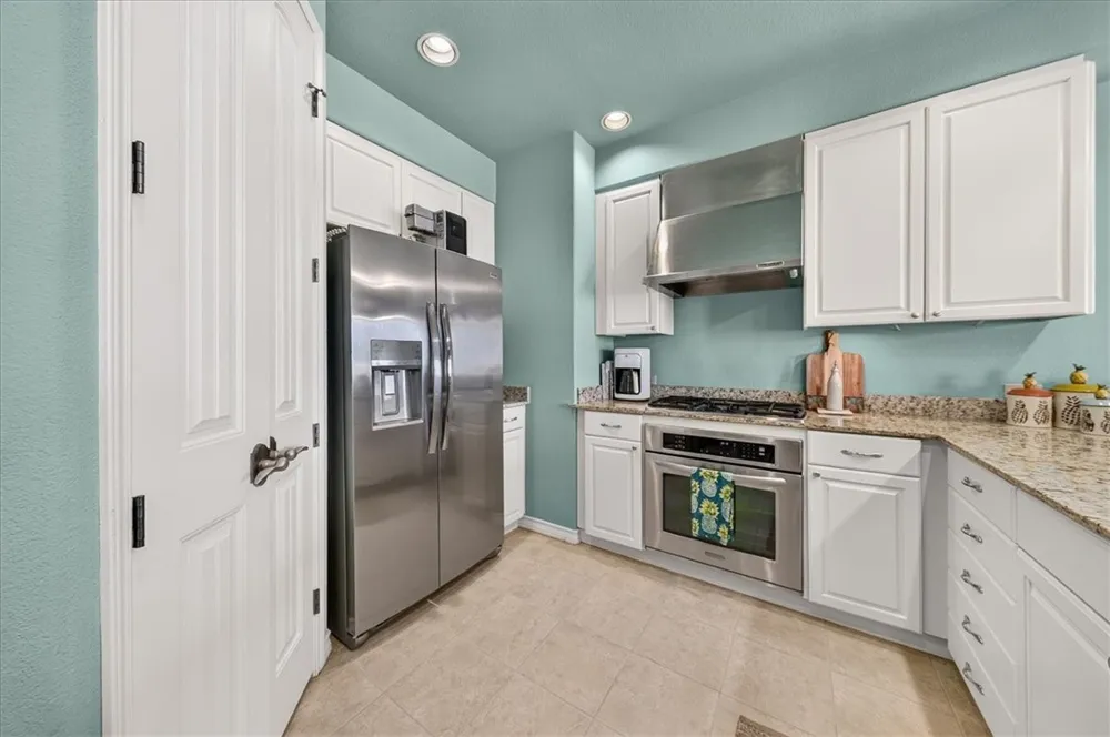 224 W Cotter Avenue #206 Port Aransas, TX 78373