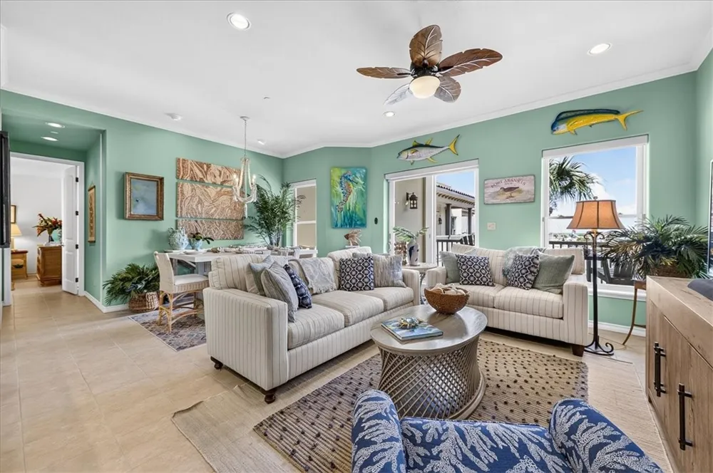 224 W Cotter Avenue #206 Port Aransas, TX 78373