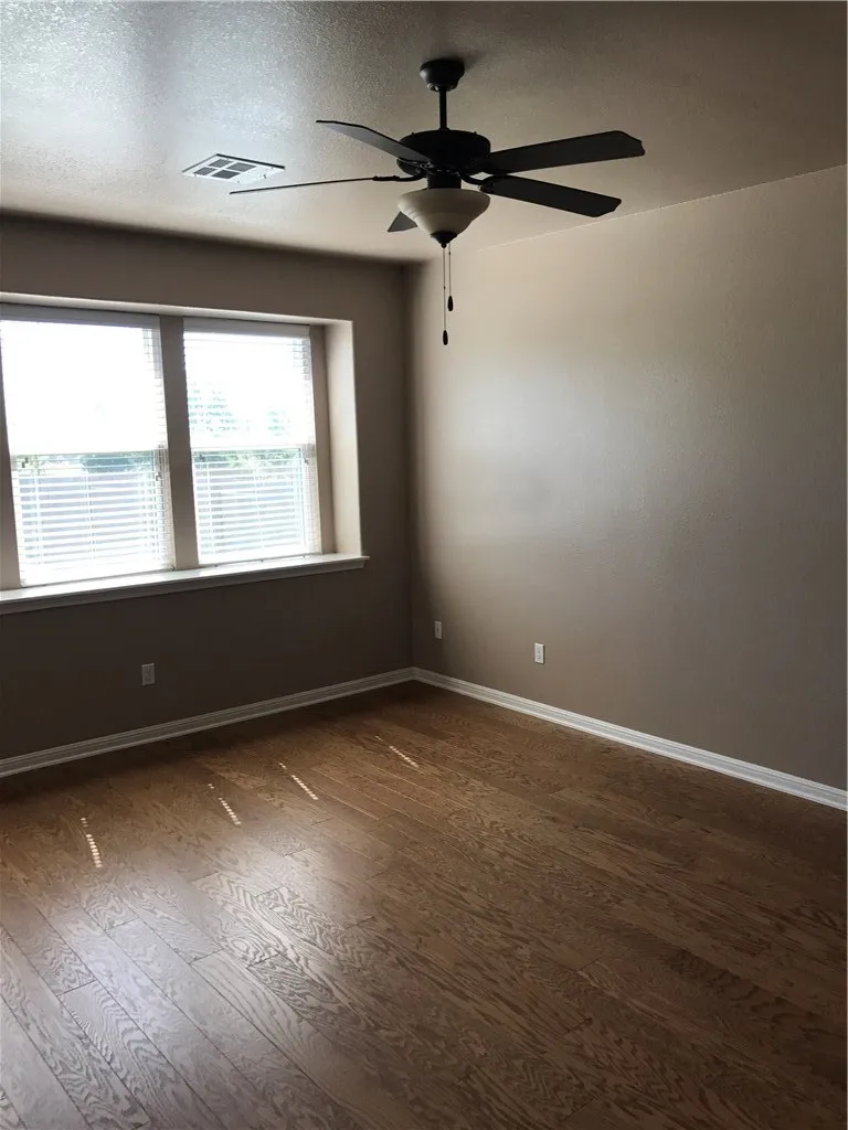 8213 Reggio Street Round Rock, TX 78665