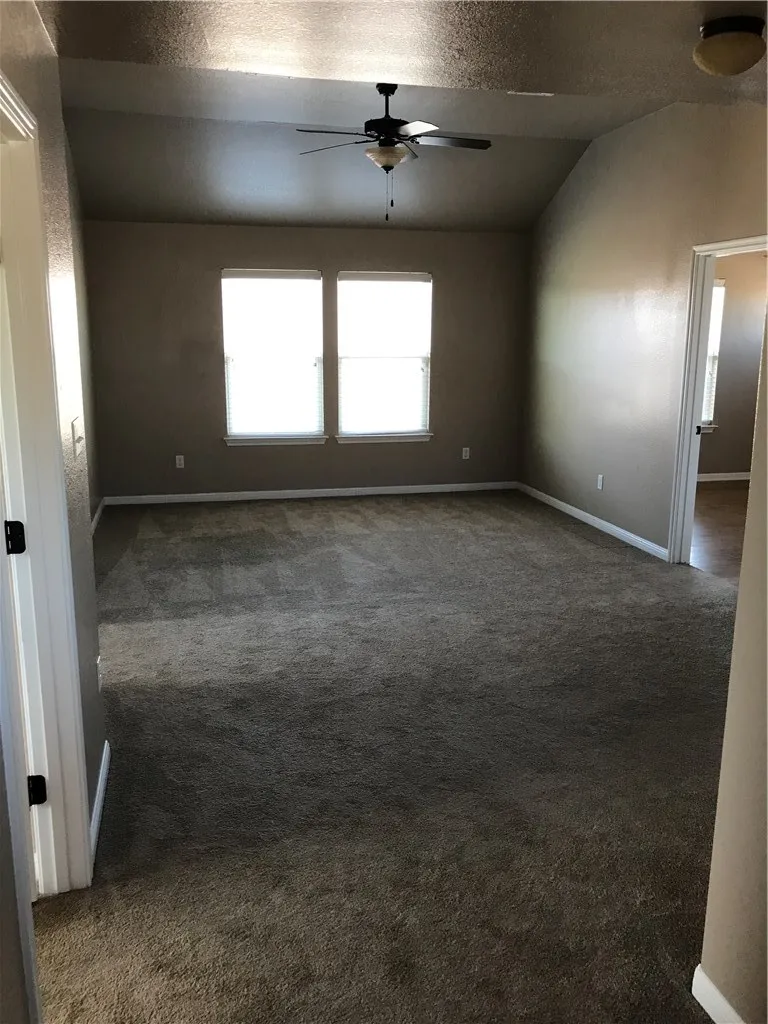 8213 Reggio Street Round Rock, TX 78665