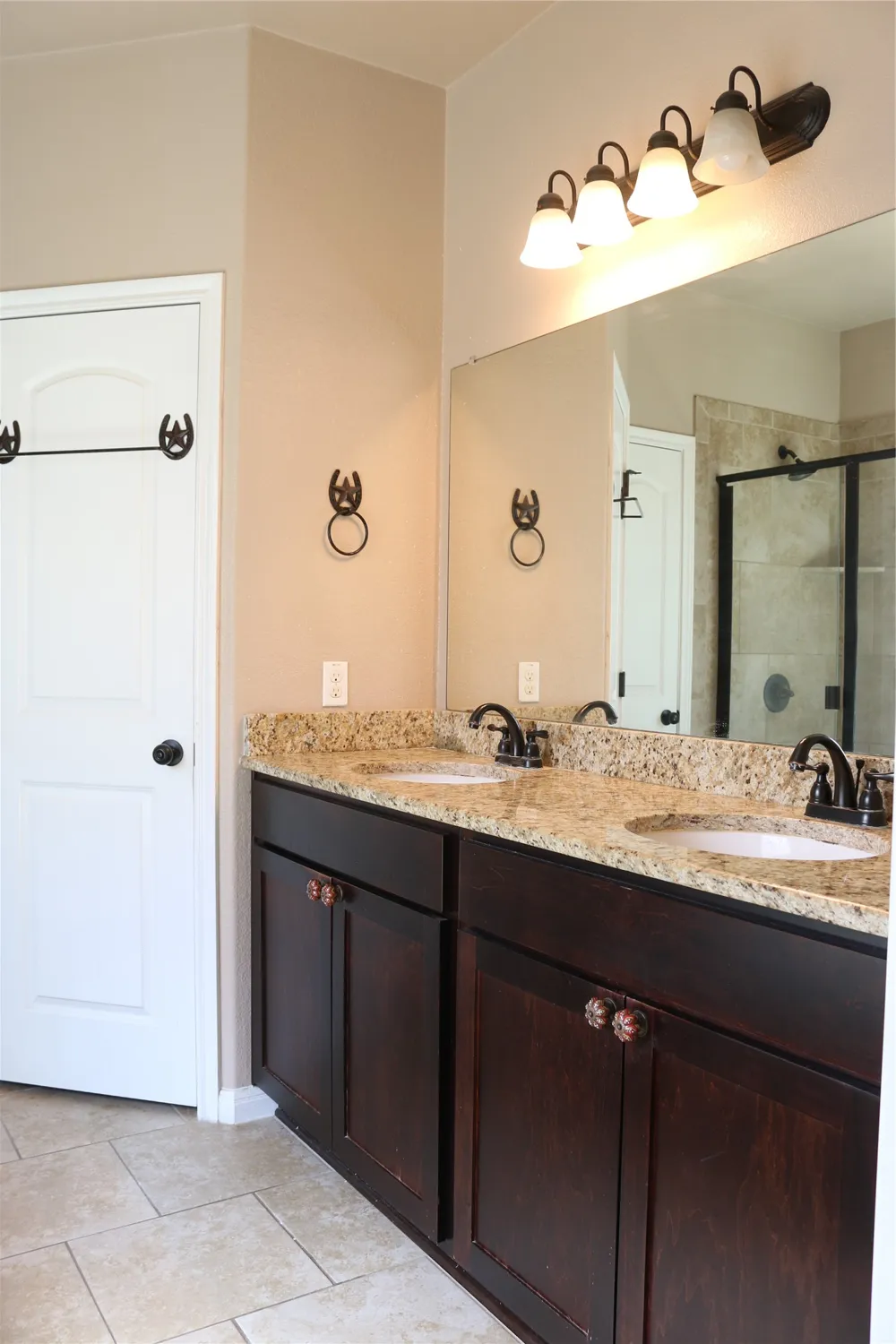 8213 Reggio Street Round Rock, TX 78665