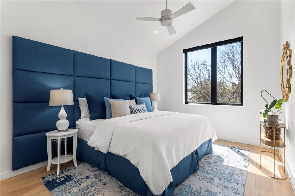 1225 Hillside Avenue #4 Austin, TX 78704