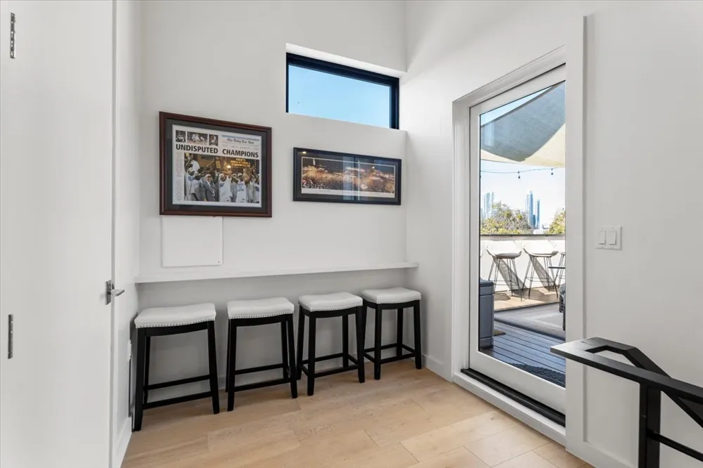 1225 Hillside Avenue #4 Austin, TX 78704