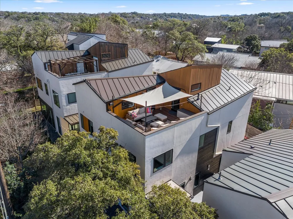 1225 Hillside Avenue #4 Austin, TX 78704