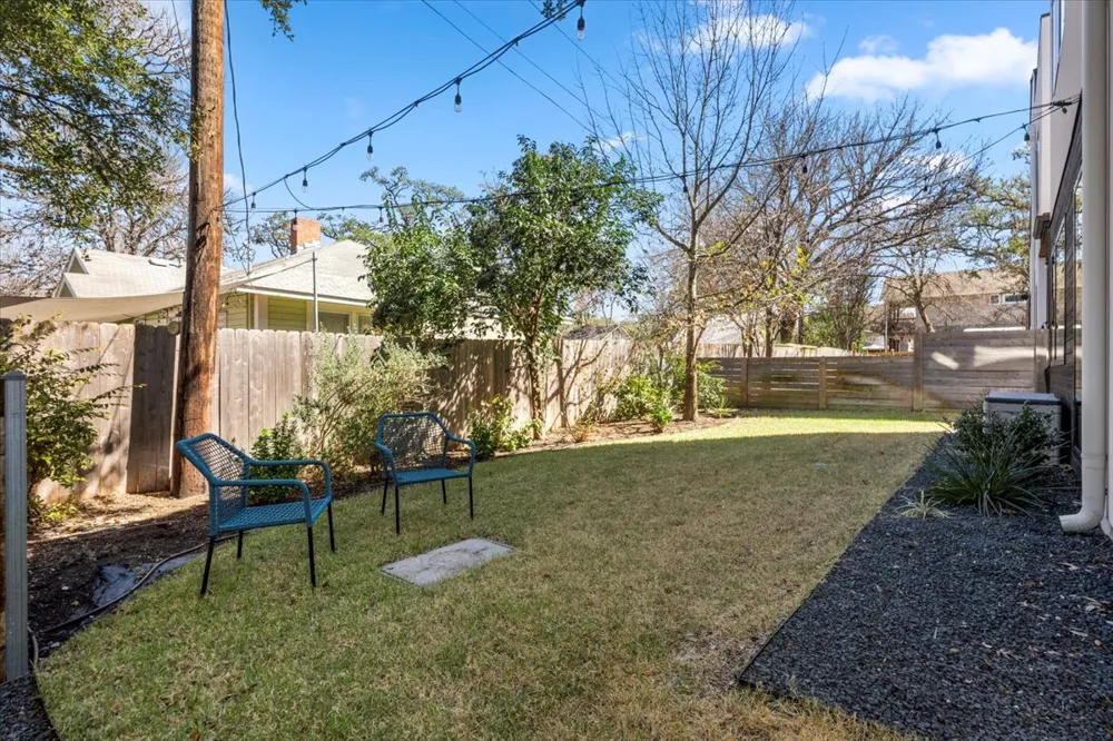 1225 Hillside Avenue #4 Austin, TX 78704