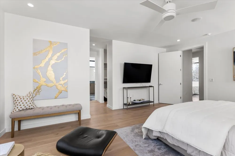1225 Hillside Avenue #4 Austin, TX 78704