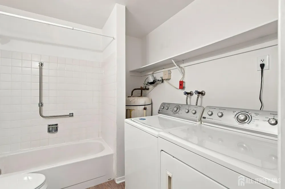 11 Spring Street Manchester, NJ 08759
