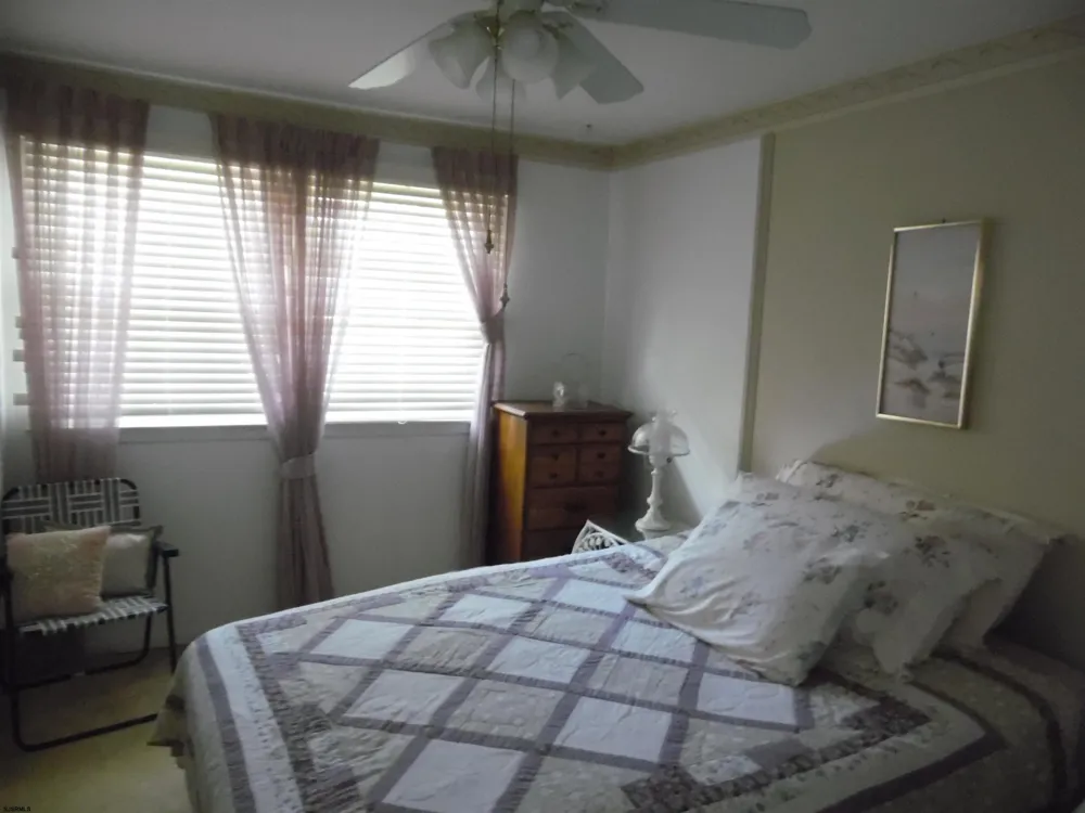206 BLISS Ave Somers Point, NJ 08205
